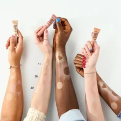 Baby Got Glow Liquid Highlighter