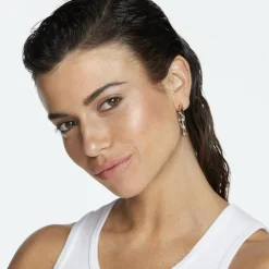 Becca Shimmering Skin Perfector Highlighter