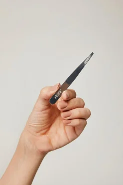 Cult Classic Precision Tweezer