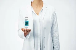 Dercos Ultra Soothing Shampoo (Blå) til Tørt Hår