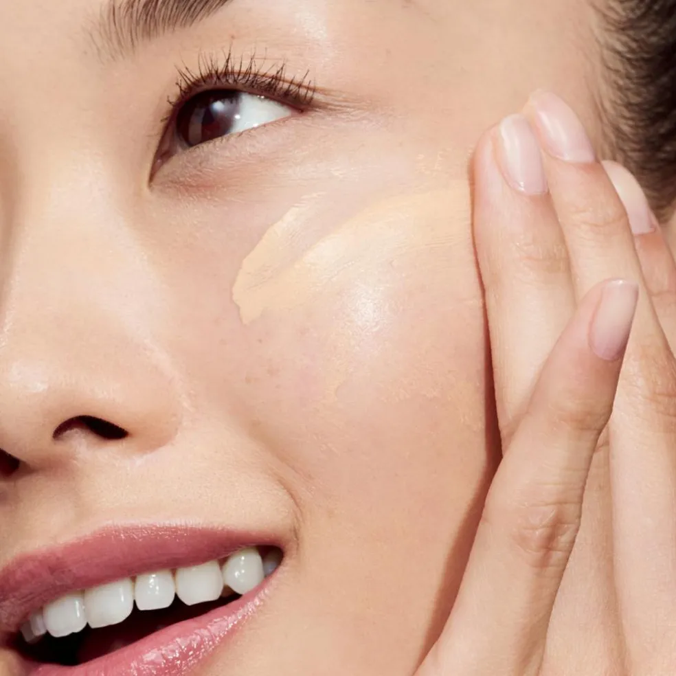 Even Better Vitamin Makeup SPF50