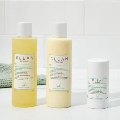 Kakadu Plum Brightening Deodorant