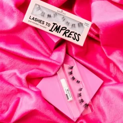 LASHES TO IMPRESS