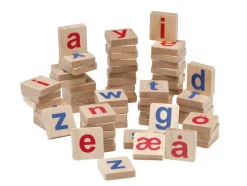 Magnetiske Træbrikker med Bogstaver