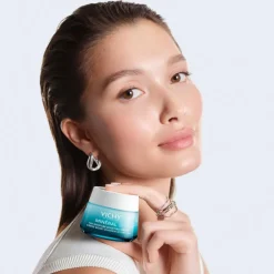 Minéral 89 72T Fugtboostende Creme uden Parfume