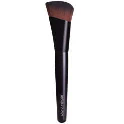 Real Flawless Foundation Brush