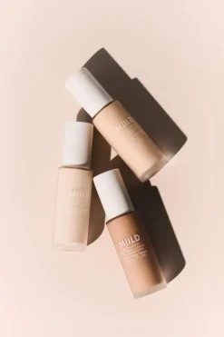 Skin Light Natural Liquid Foundation