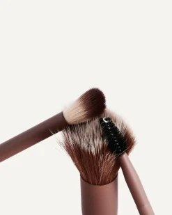 Skin Perfecting Blender Brush