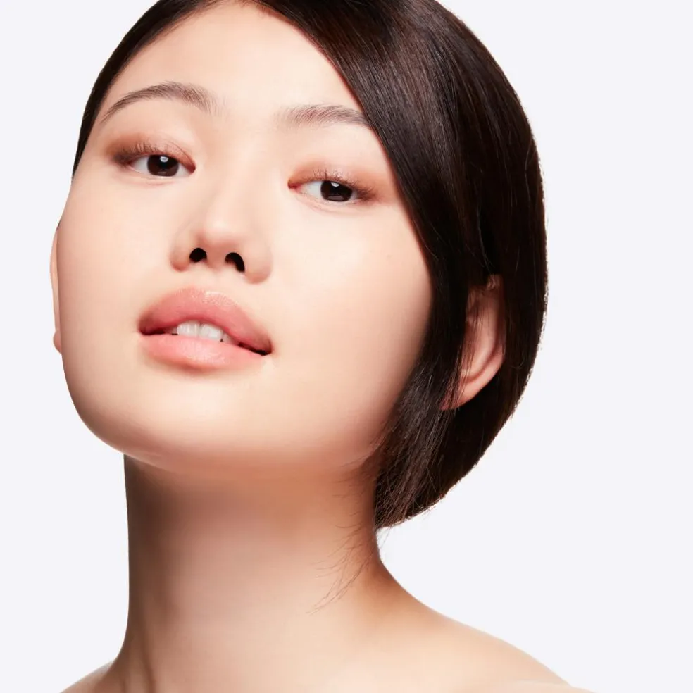 Studio Radiance Moisturizing + Illuminating Silky Primer