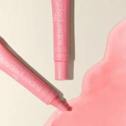 The Super Peptide Glossy Lip Treatment