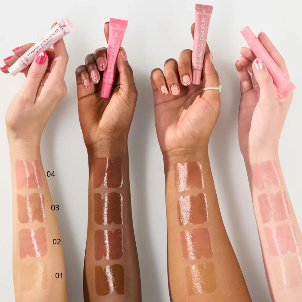 The Super Peptide Glossy Lip Treatment