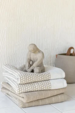TILE STONE Badehåndklæde