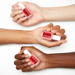 To the Rescue Neglepleje til Negle som er Skadet af Gellack