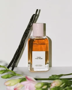 Turn The Page Eau de Parfum