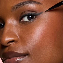 Ultra-Fine Eyeliner Brush