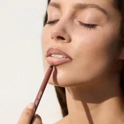 Velvet Touch Lip Liner