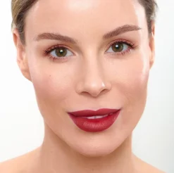 Wonder Blading Lip Stain Masque