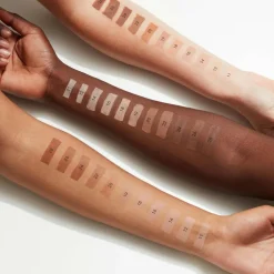 X-ceptional Wear Make-up